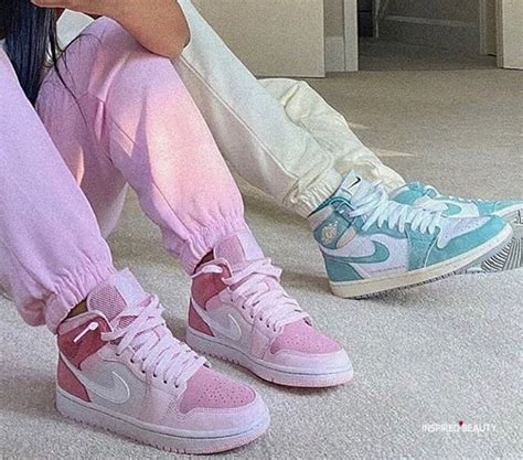 sneakers for teenage girls